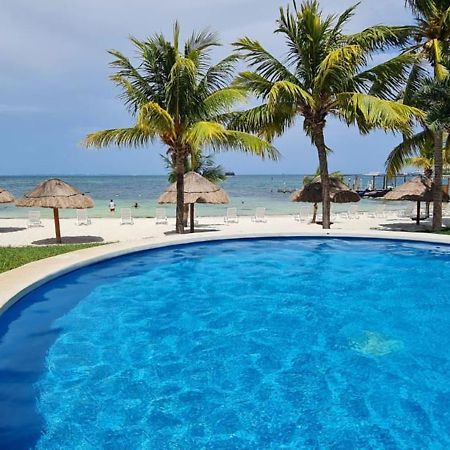 Oceanfront Condo At Unique Location Канкун Екстериор снимка
